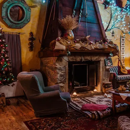 Kamenny Dom Pikovce Abrahamovce