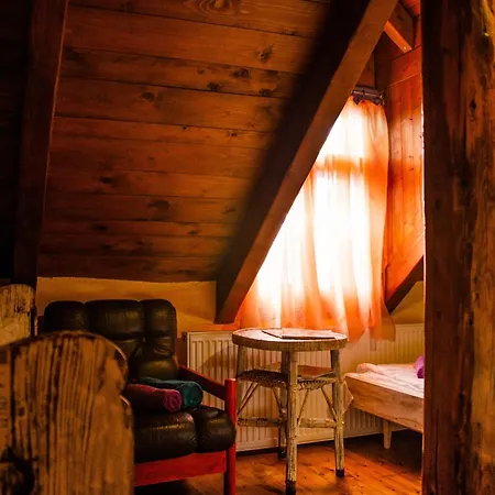 Kamenny Dom Pikovce *